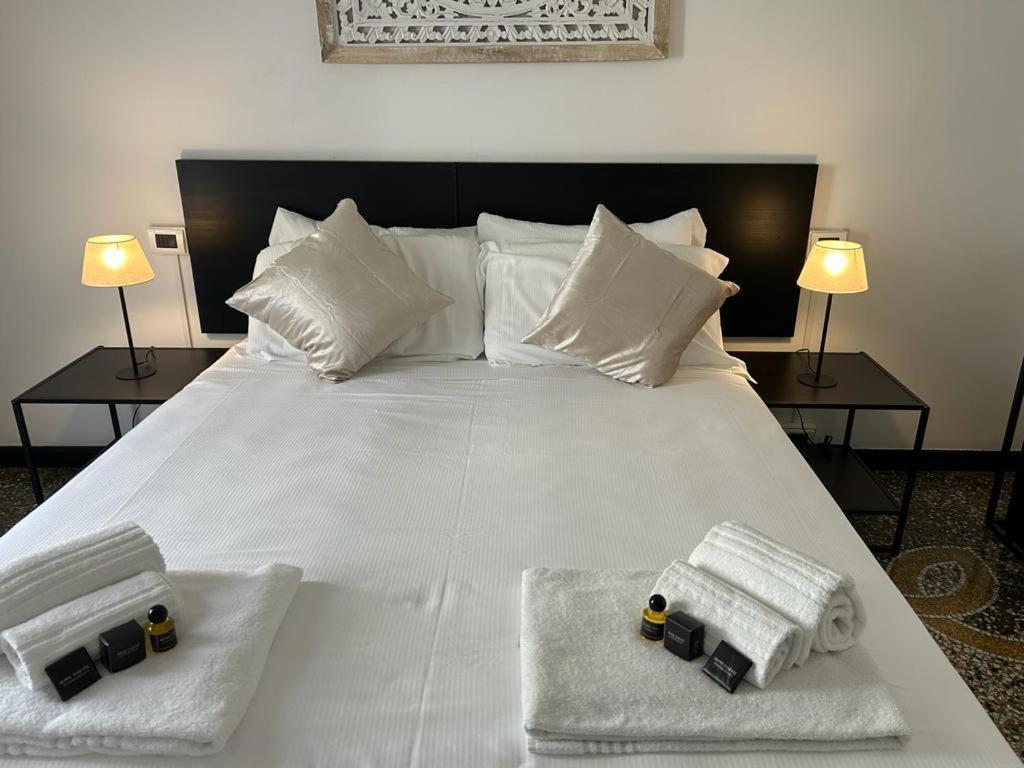 Brignole Rooms Genua Zewnętrze zdjęcie