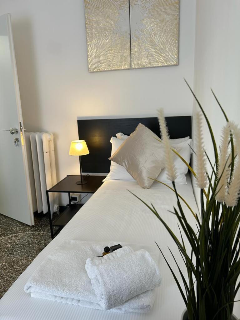 Brignole Rooms Genua Zewnętrze zdjęcie
